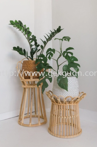 RAP 011 - RATTAN PLANTER