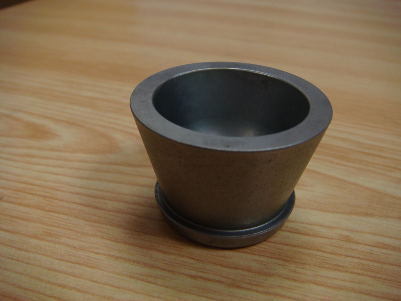 Graphite crucible