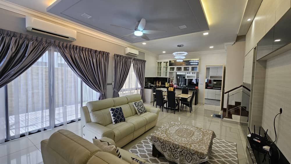 Horizon Hills – 3-Storey Cluster Home for Sale