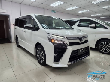 2019 Toyota Voxy ZS Kirameki 5 Seater Picnic Spec