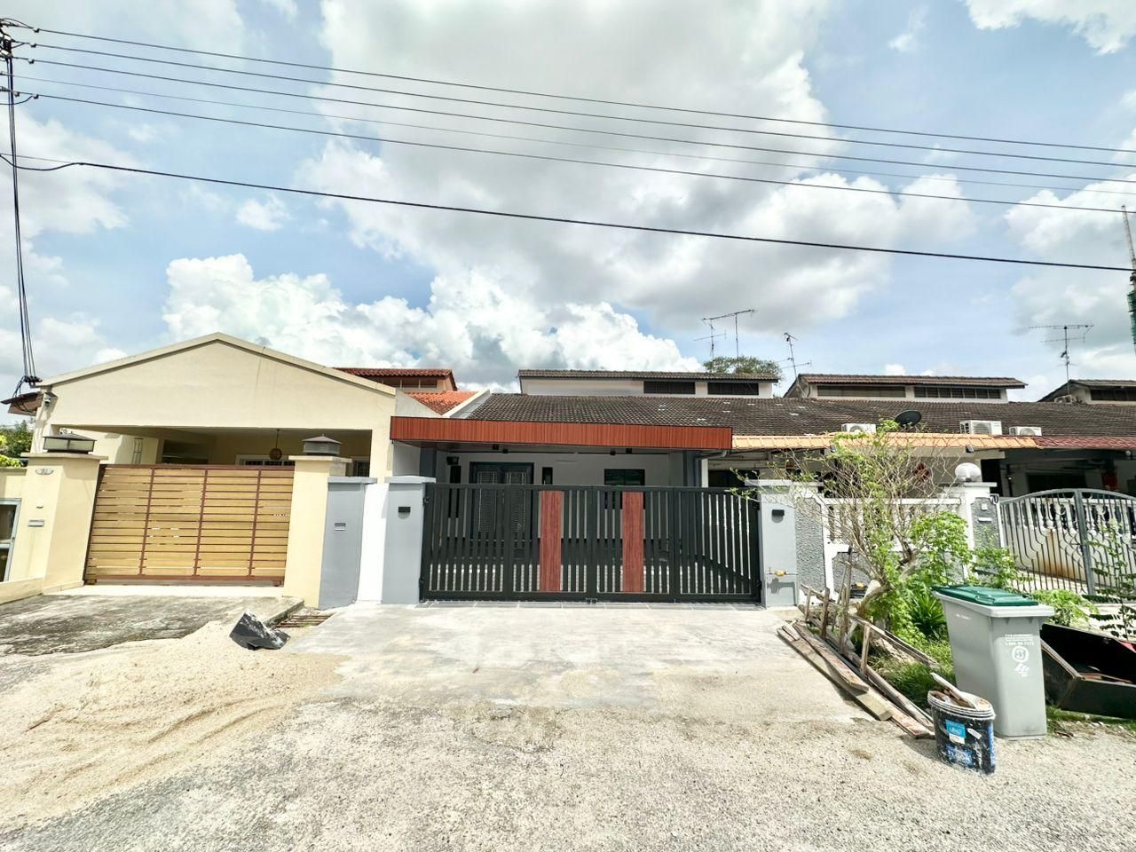 [FOR SALES] Taman Johor Jaya Single Storey Terrace House 3bed Renovated Johor Bahru