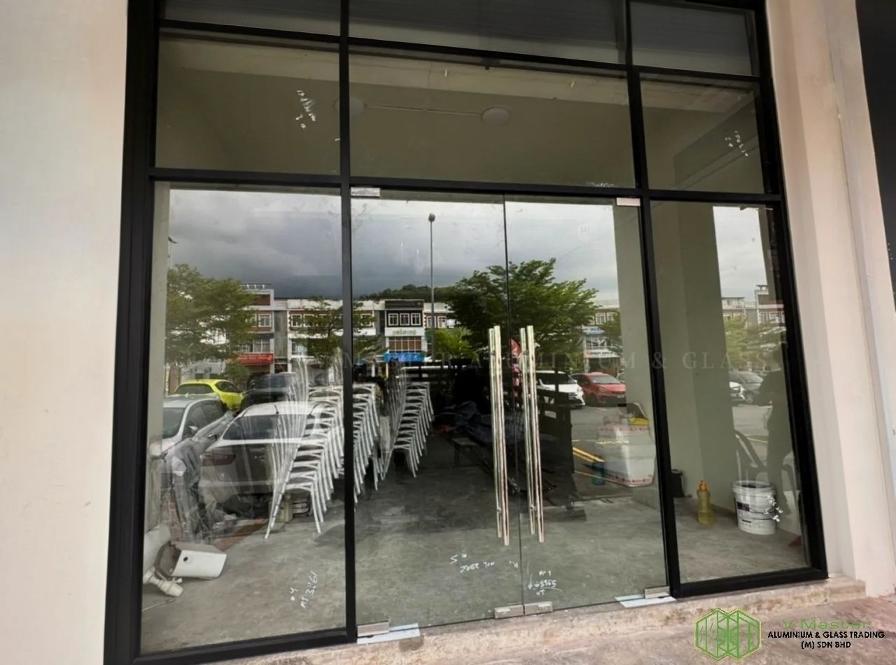 TEMPERED GLASS DOOR WITH FIXED GLASS AT NUSA SENTRAL