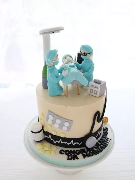 Surgery Doctor Cake
