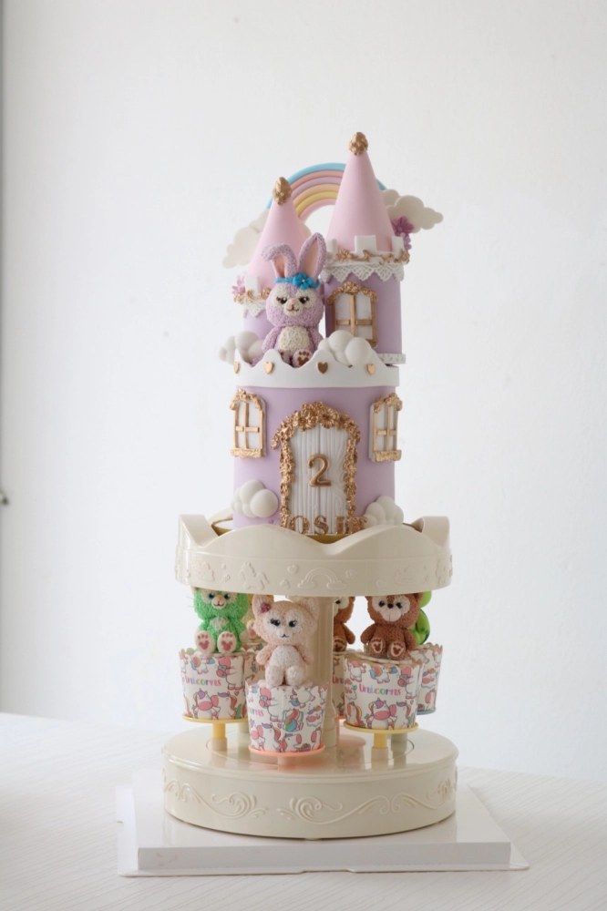 Stella Lou Merry Go Round Cake