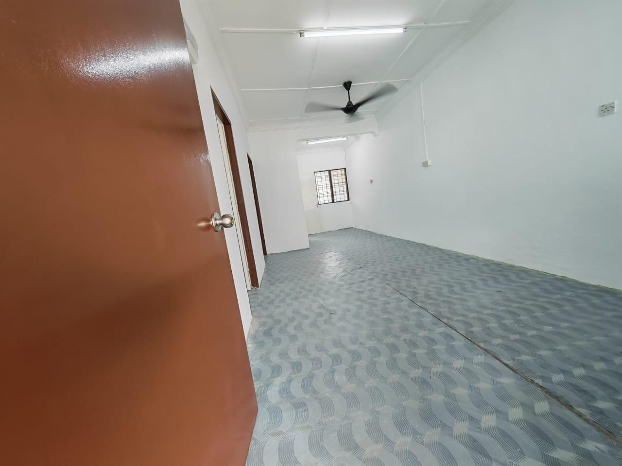 [FOR SALES] Taman Sri Pulai Single Storey Low Cost House 2bed Johor Bahru