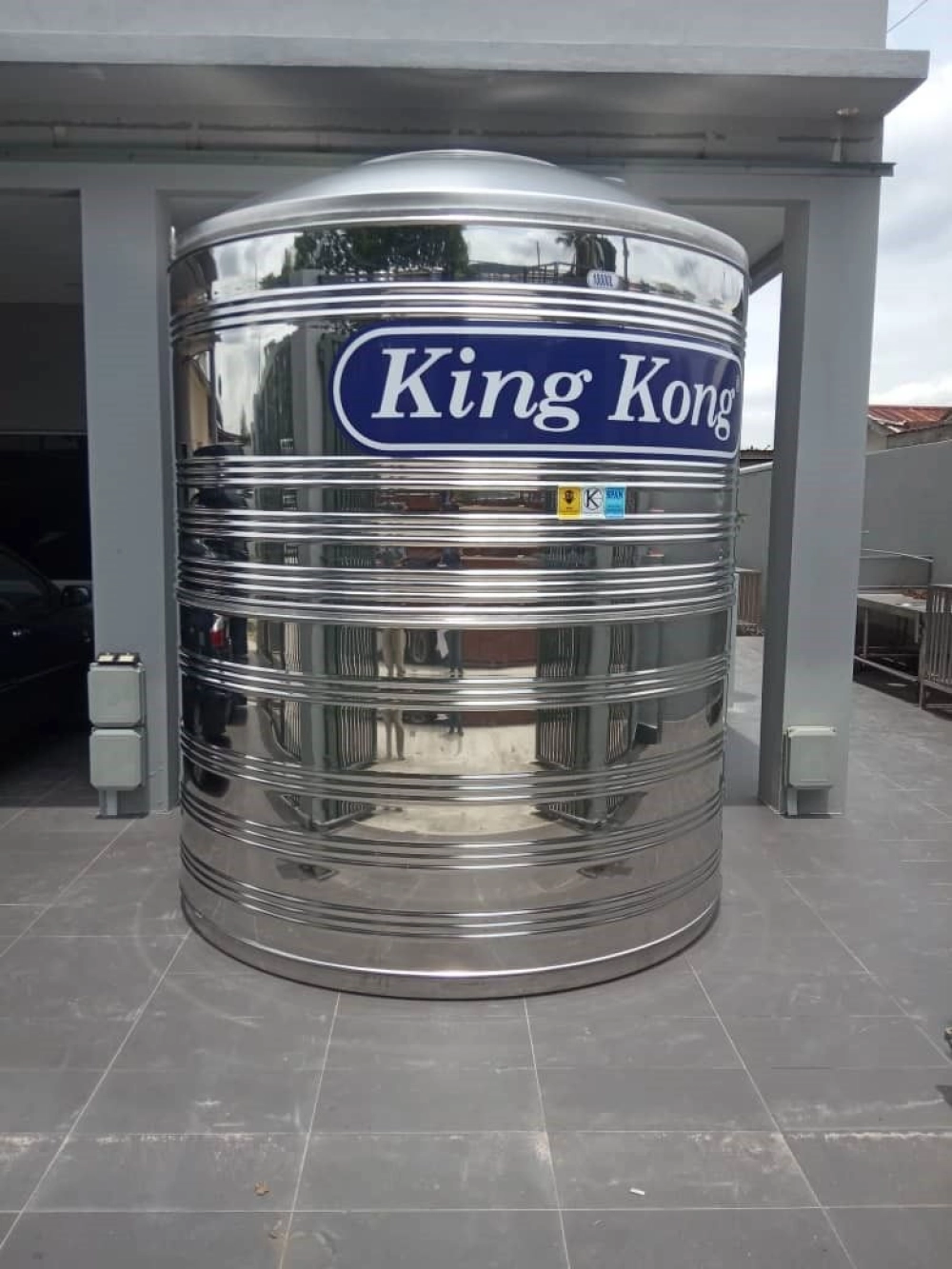 King Kong Stainless Steel (304-BA) HS Series Water Tank Vertical Flat Bottom Without Stand (FREE Brass Float Valve)