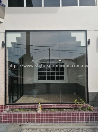 Tempered Glass at Sungai Buloh