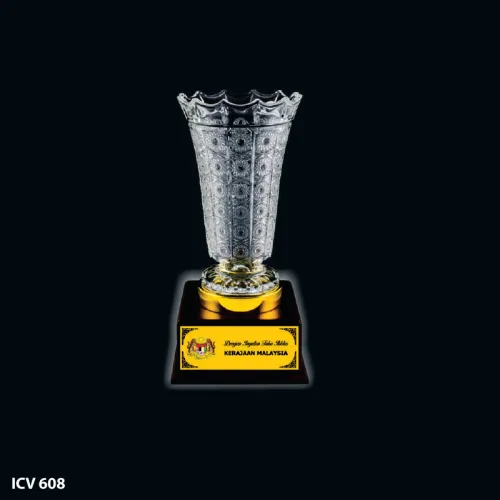 Elegant Crystal Vase - ICV 608