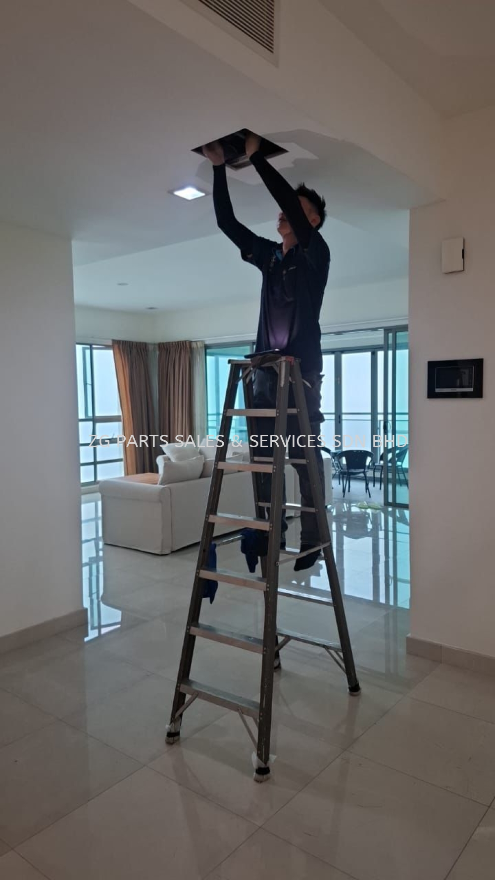 Chemical Services Air Conditioner @ 10 Mont Kiara MK10