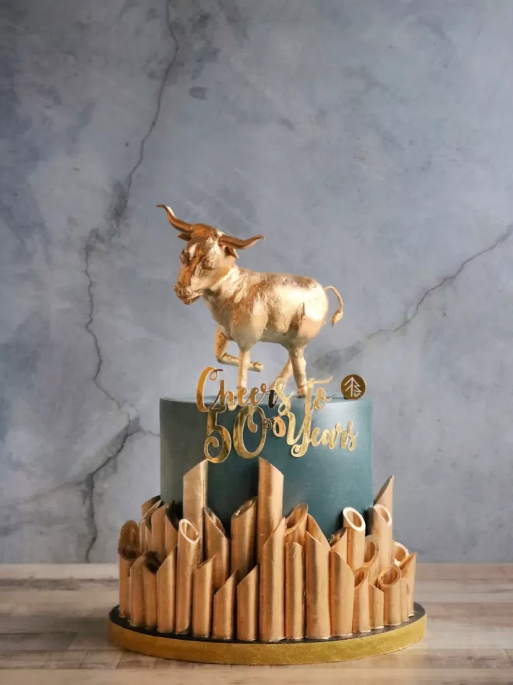 Golden Bull Cake