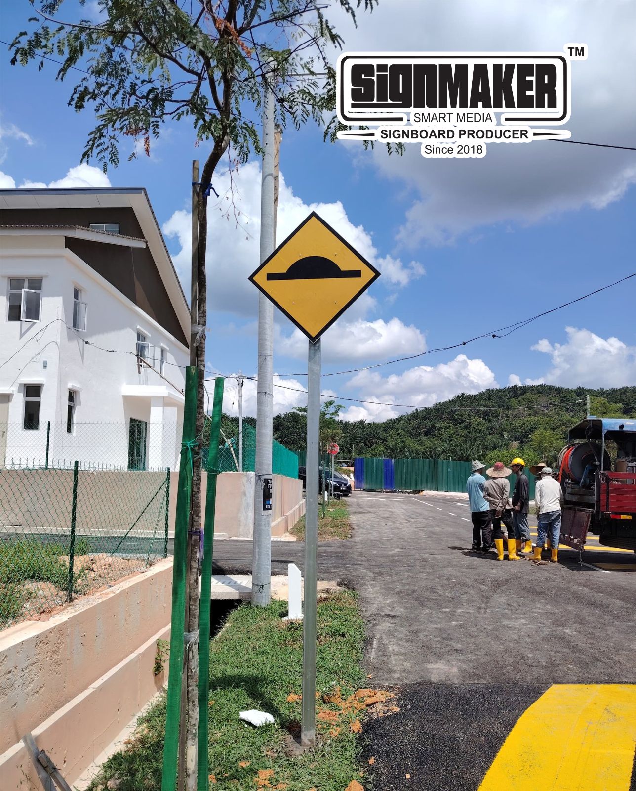 Papan Tanda Notis BUMP ROAD SIGN