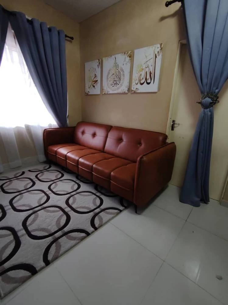 Leather  Feel Sofa | 3 Seater Sofa | Sofa Raya Promotion | Sof Furniture Store | Kedai Perabot Sofa Murah | Penang | Kedah | Kulim | Lunas | Melaka | KL | Cheras | Klang