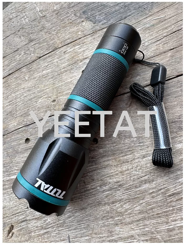 [ TOTAL ] TFL013AAA1 Torchlight LED Flashlight 200 LUMEN (3AAA BATTERY)