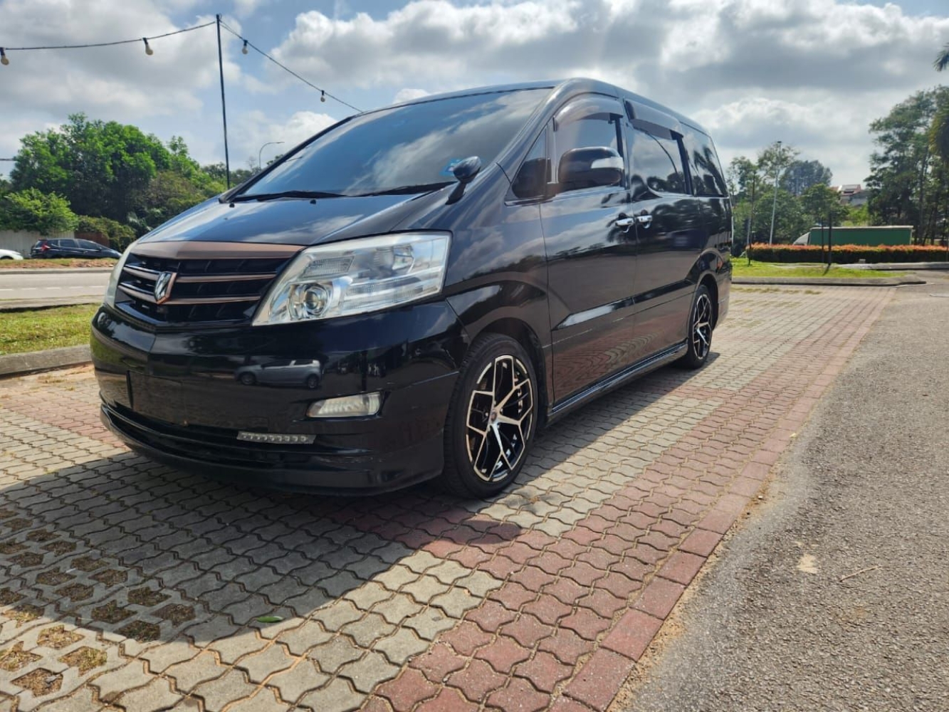 2005 TOYOTA ALPHARD V 3.0 AUTO