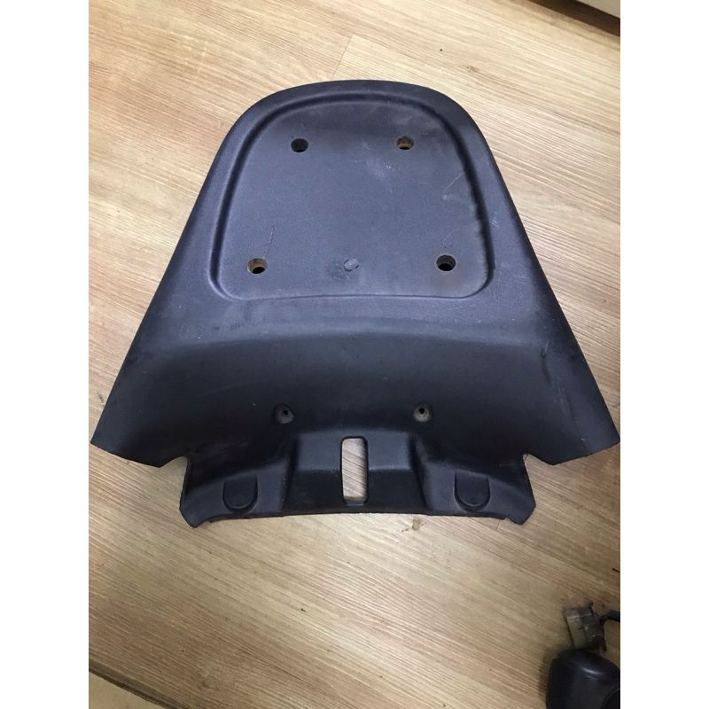 PIAGGIO X9 250 EVOLUTION COVER-BRACKET BOX 1998-2005