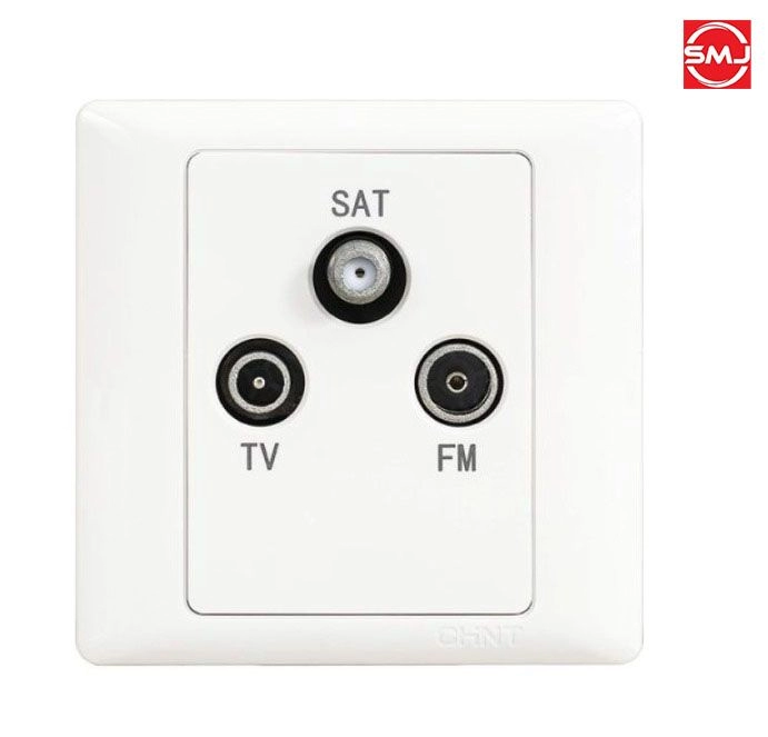 MK S3553WHI TV/FM SAT Non-Isolated Triplexor Socket 