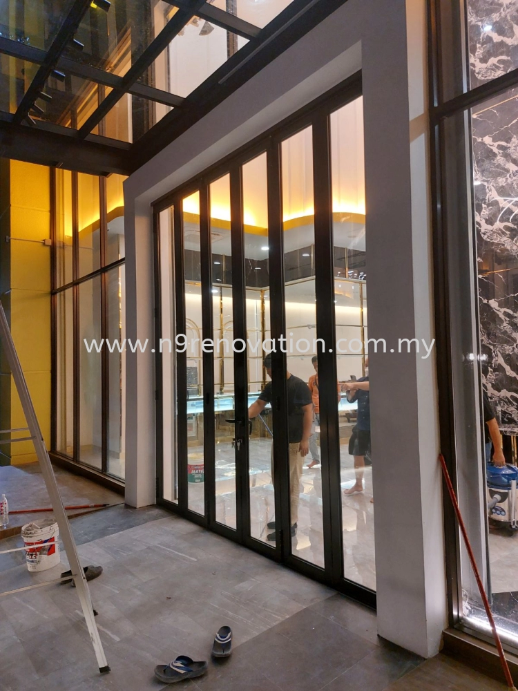 Aluminum Folding Door