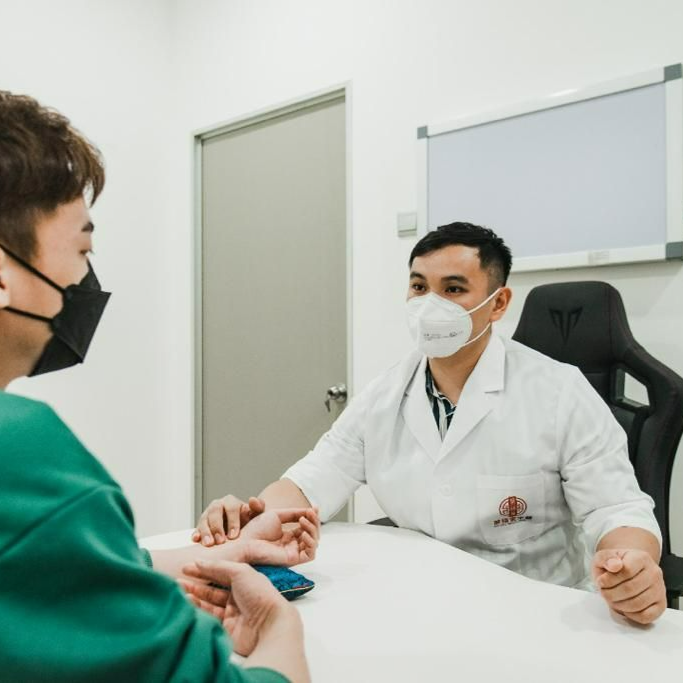 中医把脉看诊  TCM Consultation PULSE DIAGNOSIS