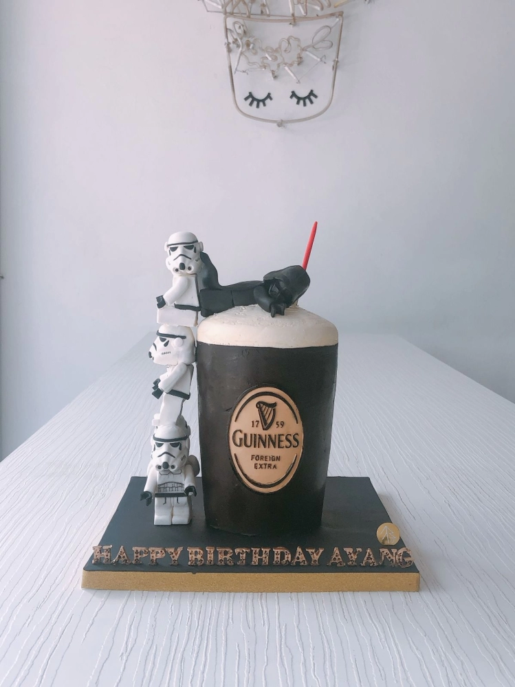 Beer Star Wars Cake