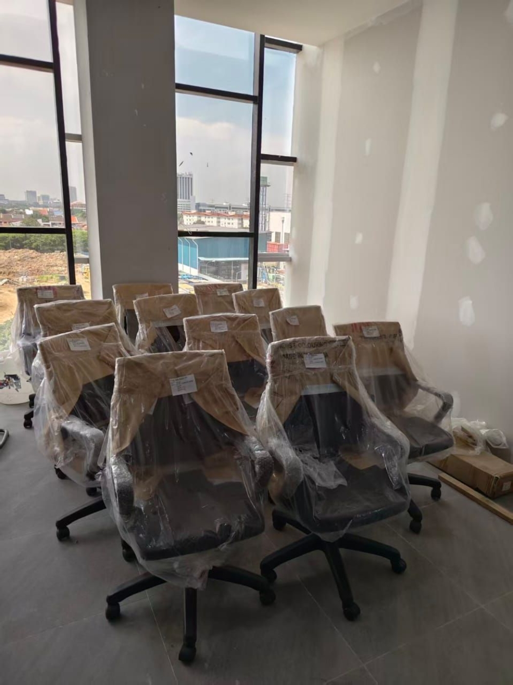 Ergonomic Mesh Office Chair | Commercial Staff Office Chair | Typist Chair Malaysia | Office Seating Supplier Penang KL | Deliver Penang, Batu Kawan, Puchong, Prai, Georgetown