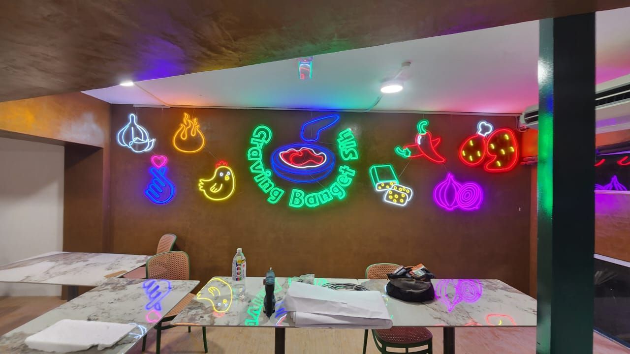 TANDA NEON LED