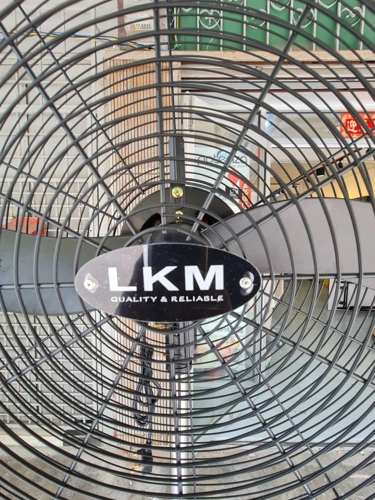 LKM HEAVY DUTY 190W 26'' INDUSTRIAL STAND FAN