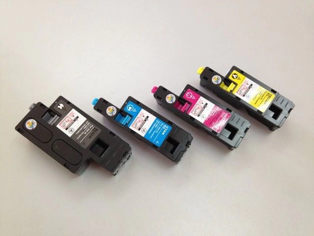 Kartrij Toner Laser Fuji Xerox CP205 yang Serasi (Set)