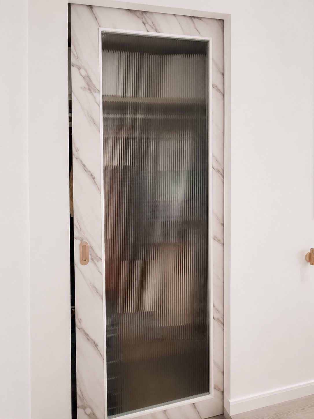Trackless Sliding Door by Homenet @ Eco Majestic 260704