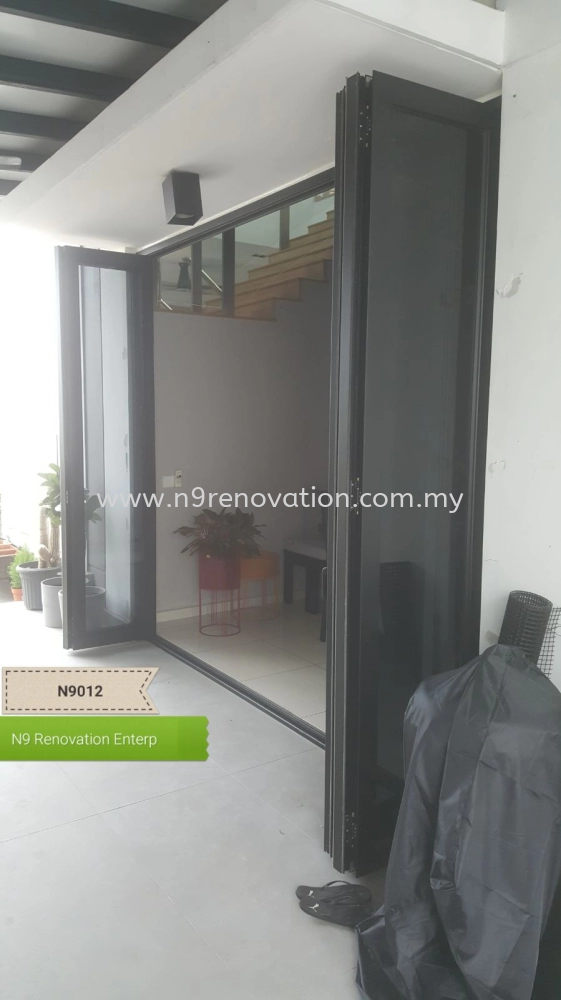 Aluminum Folding Door