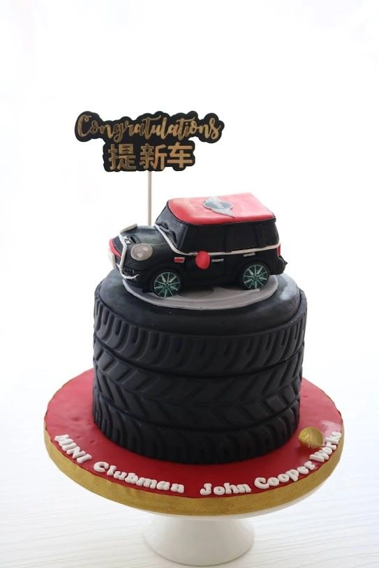 Mini Cooper Car Cake 