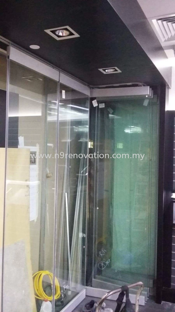 Shower Screen Tempered Glass