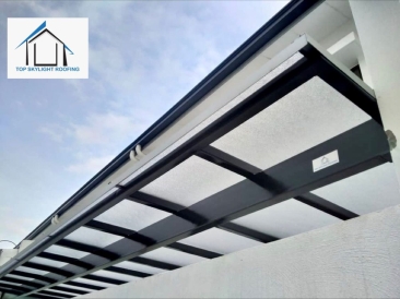 Polycarbonate Roof