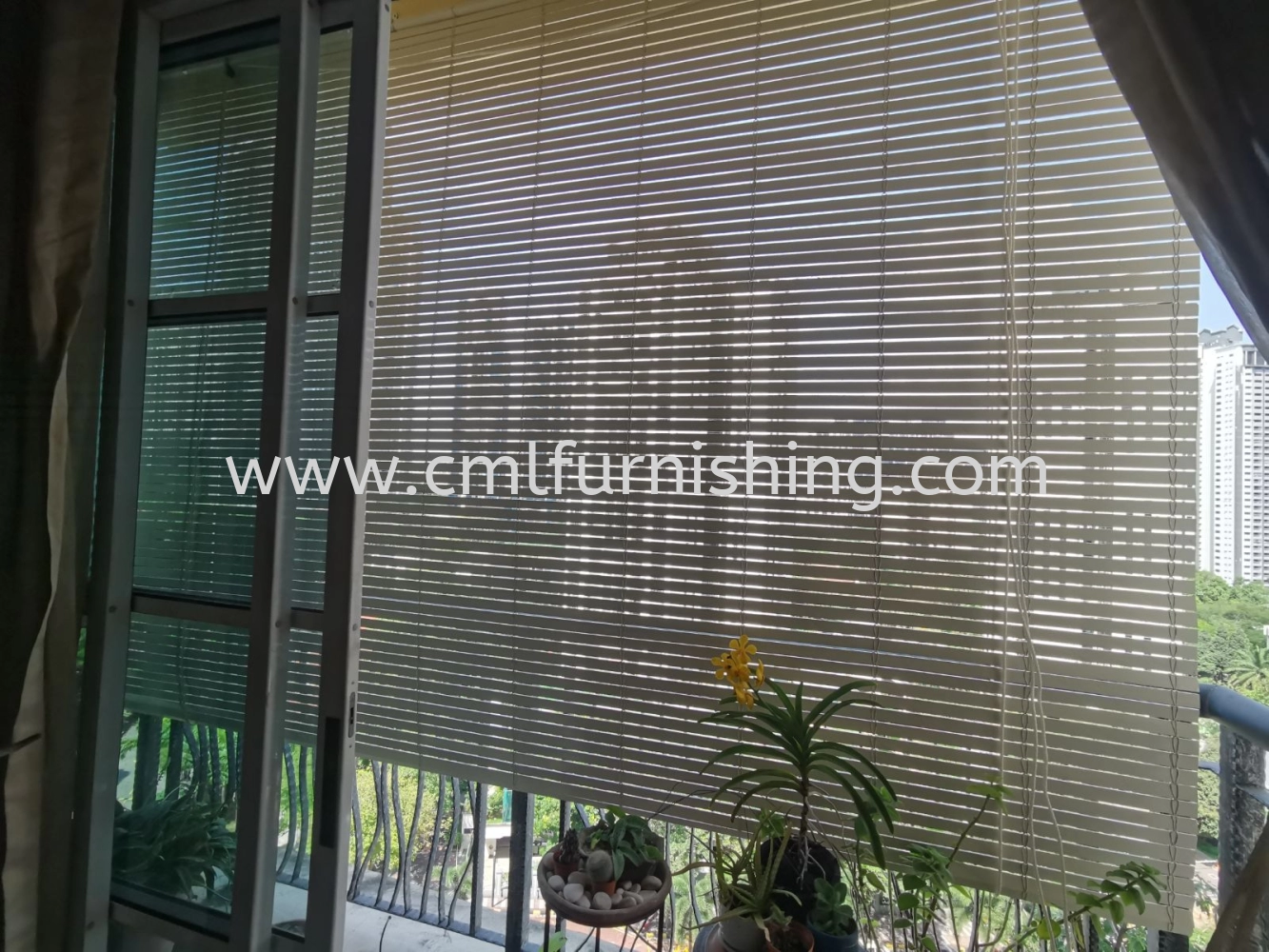 Outdoor Wooden Blind