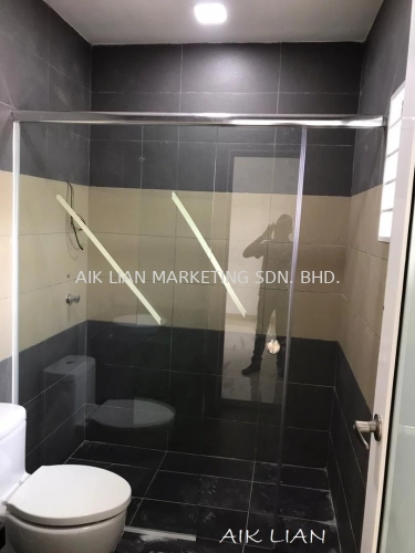 TRANSPARENT SHOWER DOORS | WET ROOM GLASS PANELS | BATHROOM SHOWER SOLUTIONS klang,setia alam,shah alam,cyberjaya,damansara,petaling jaya,bentong,dengkil,banting,jenjarom,subang