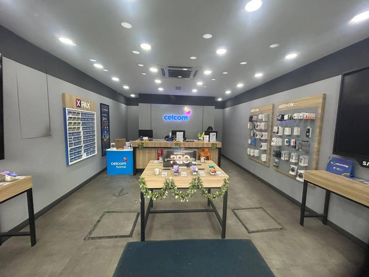 [FOR RENT] Taman Ungku Tun Aminah Double Storey Ground Floor Shop Office Renovated Johor Bahru