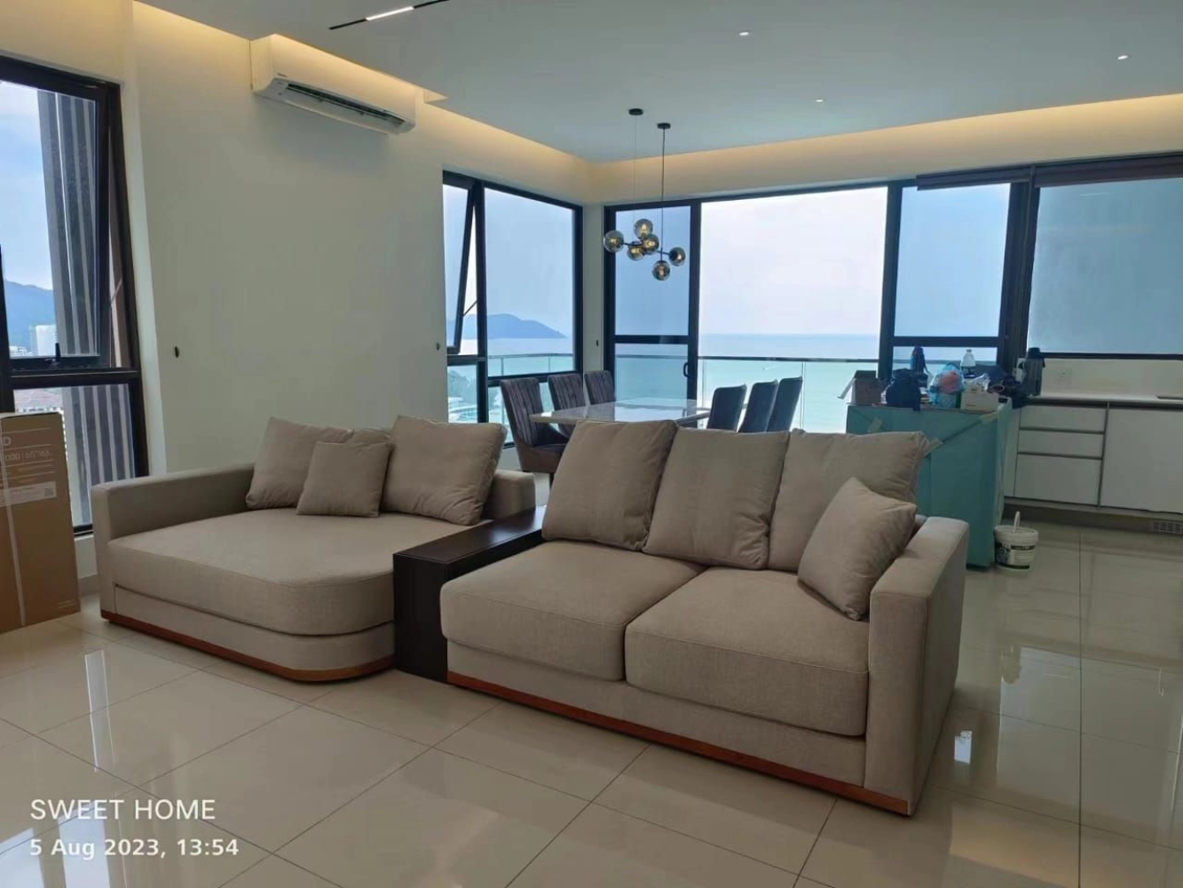 Modern Design Sofa with Hidden Storage Feature | Sofa Mewah Tapi Harga Mampu Milik | Kedai Perabot Sofa | Sofa Furniture Store | KL | CHeras | Ampang | Shah Alam | Damansara | Bukit Bintang | Bayan Lepas | Georgetown