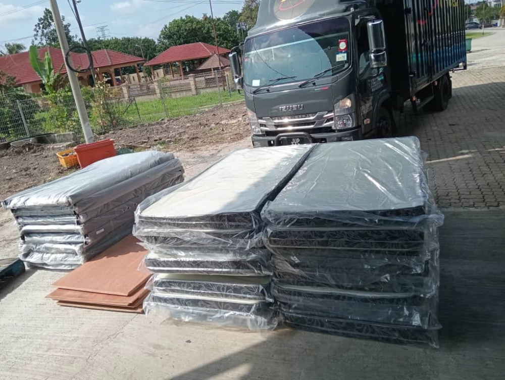 Rebond Foam Single Mattress | Hostel Best Single Mattress | Tilam Asrama Sekolah | Plywood | Hostel Furniture Malaysia | Pembekal Perabot Asrama | Penang | Kl | Cheras | Ampang | Ipoh | Teluk Intan | Johor Bahru