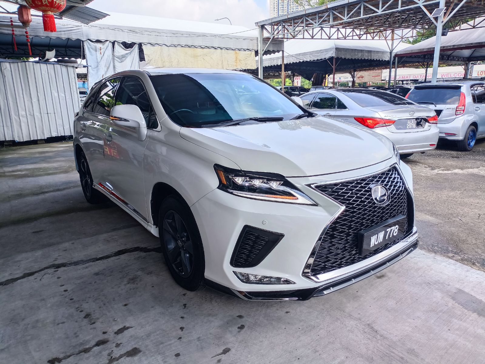 2011 LEXUS RX270 2.7 - 6 SPEED (A) 4 DOOR, 1 OWNER, FULL LEATHER SEATS, REVERCE CAM, KEYLESS PUSH START, ELETRIC ADJUSTABLE SEATS, FREE 1 YEAR WARRANTY