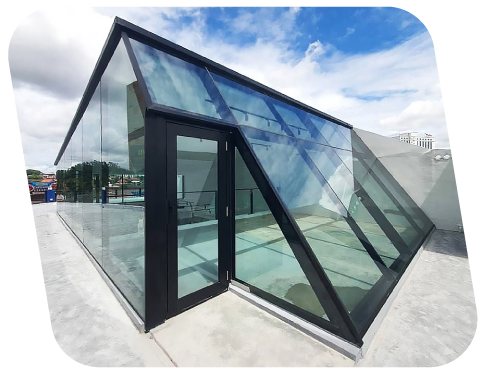 Glass extension structure Glass extension structure