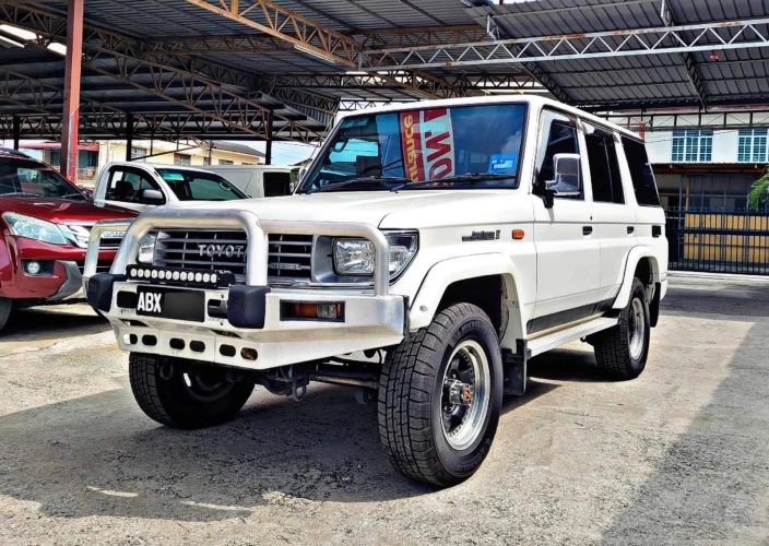 TOYOTA LAND CRUISER II 2.8 (M) 3L ENGINE DIESEL  1991 - Onn Fatt Credit Sdn Bhd