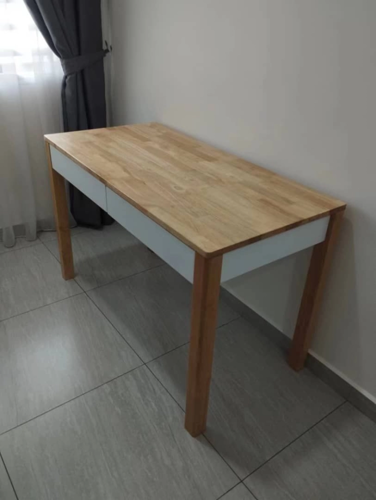 Home Study Table | Writing Table | Solid Wood Table | Meja Belajar Rumah Kayu | House Furniture | Kedai Perabot Terbaik Penang | Kedah | Perlis | Perak | Ipoh | Kl