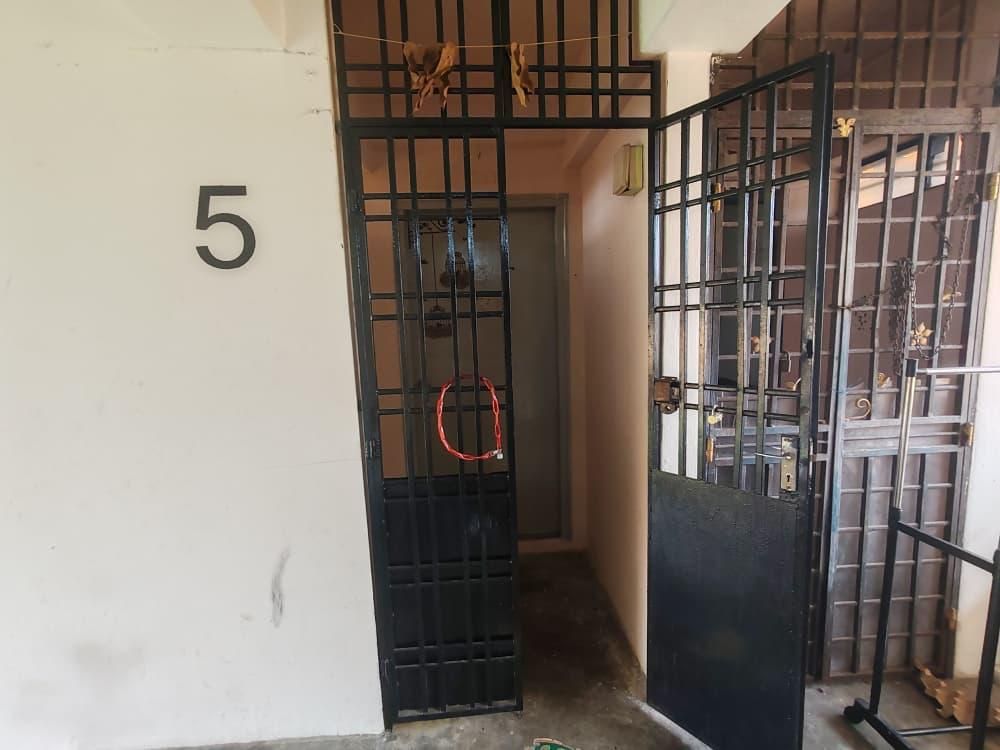 [FOR SALES] Kangkar Pulai Flat Kenari 3bed Johor Bahru