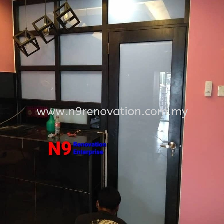 Aluminum Swing Door