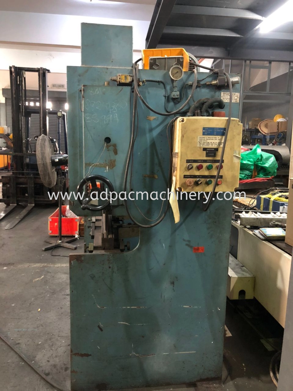 Used "Sunfluid" Hydraulic Press Brake / Bending Machine