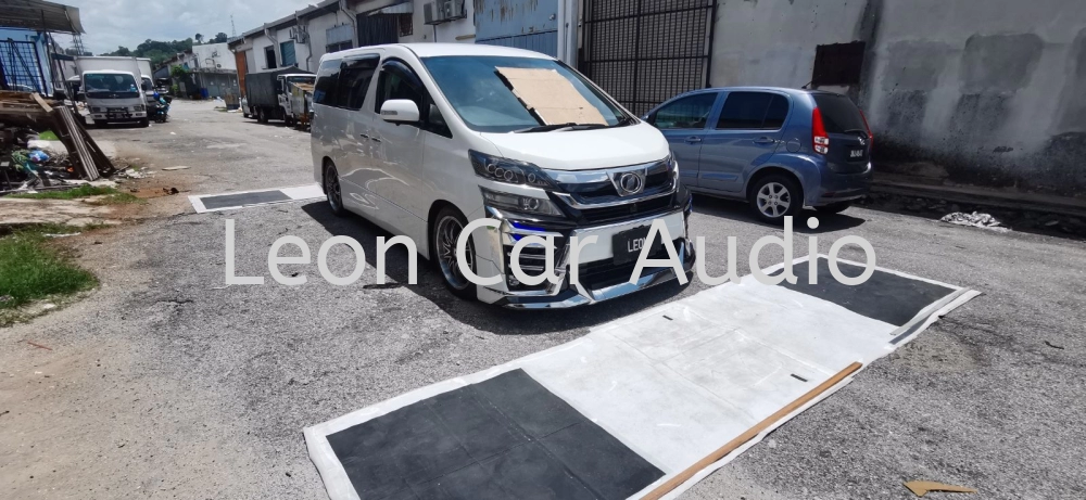 Toyota Vellfire Alphard anh20 OEM 10" fhd 2ram 32gb 8core DSP Wifi GPS USB 360 3D Panaromic DVR Player