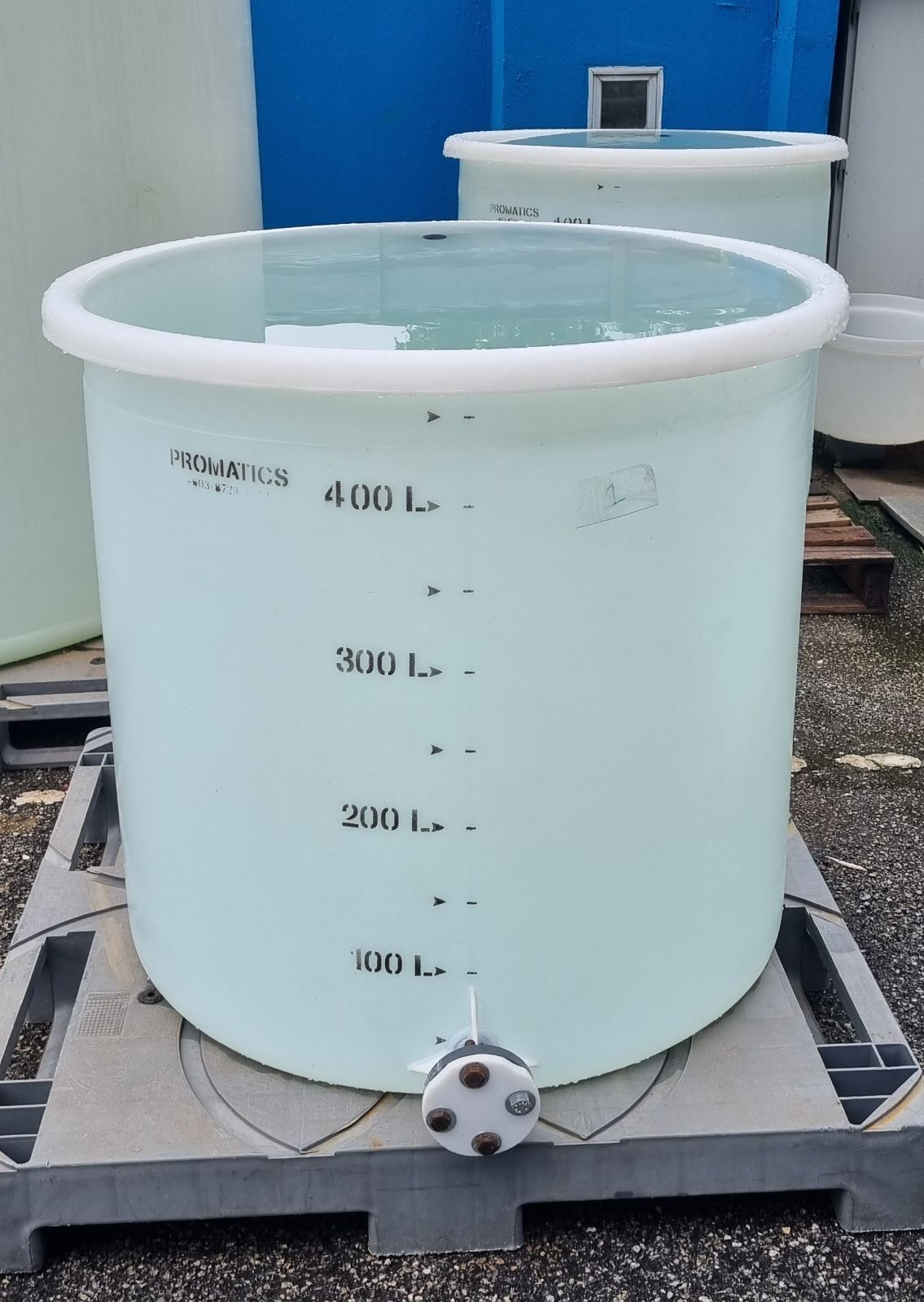 Loose cover tank