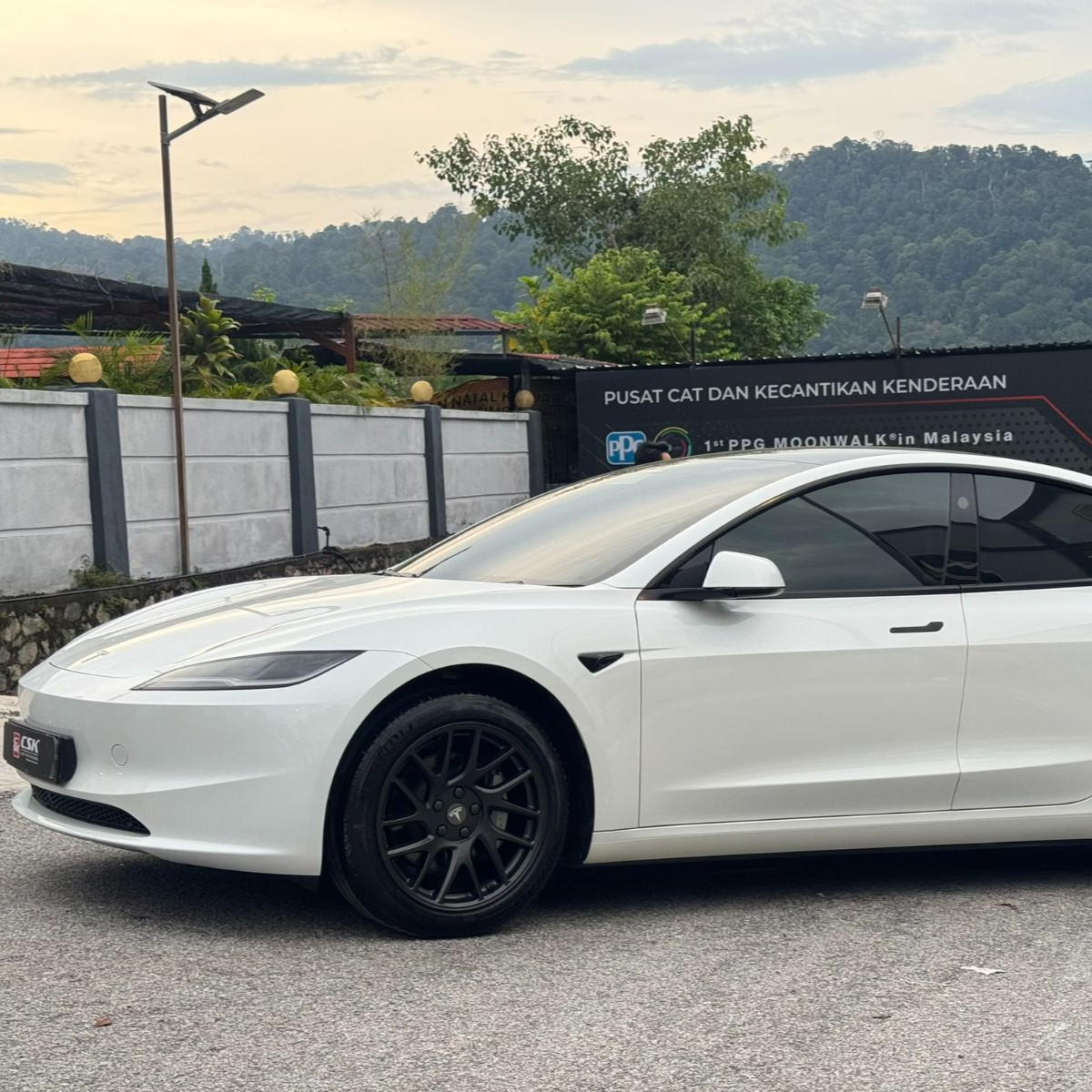 Tesla 3