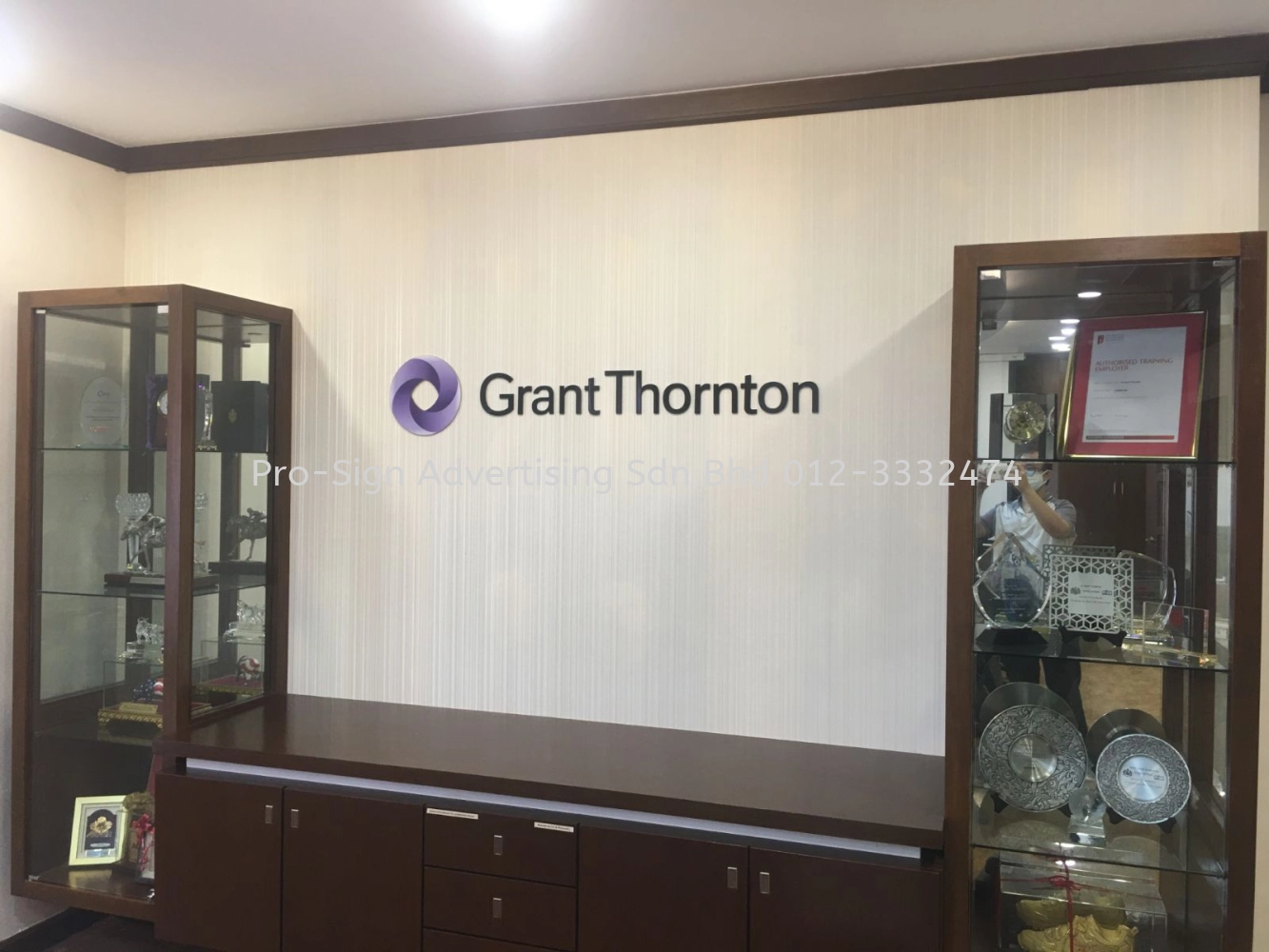 ACRYLIC CUT OUT LETTERING (GRAND THORNTON, 2021, KL)