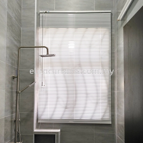 Venetian Blind White