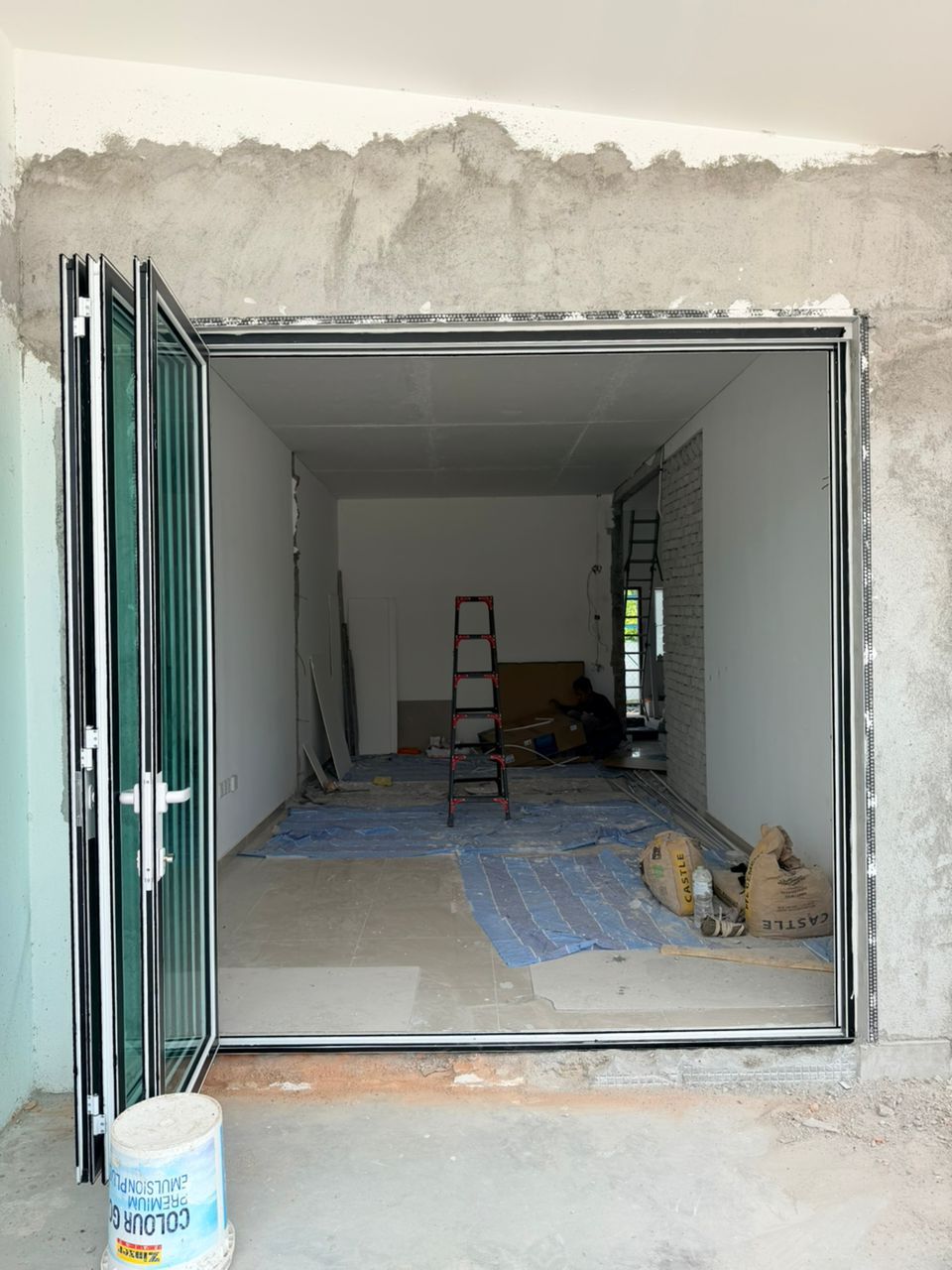 folding door
